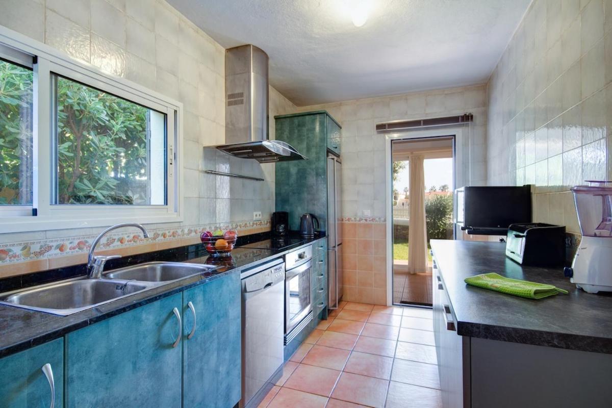 Villa Fiesta Cala'N Blanes  Екстериор снимка