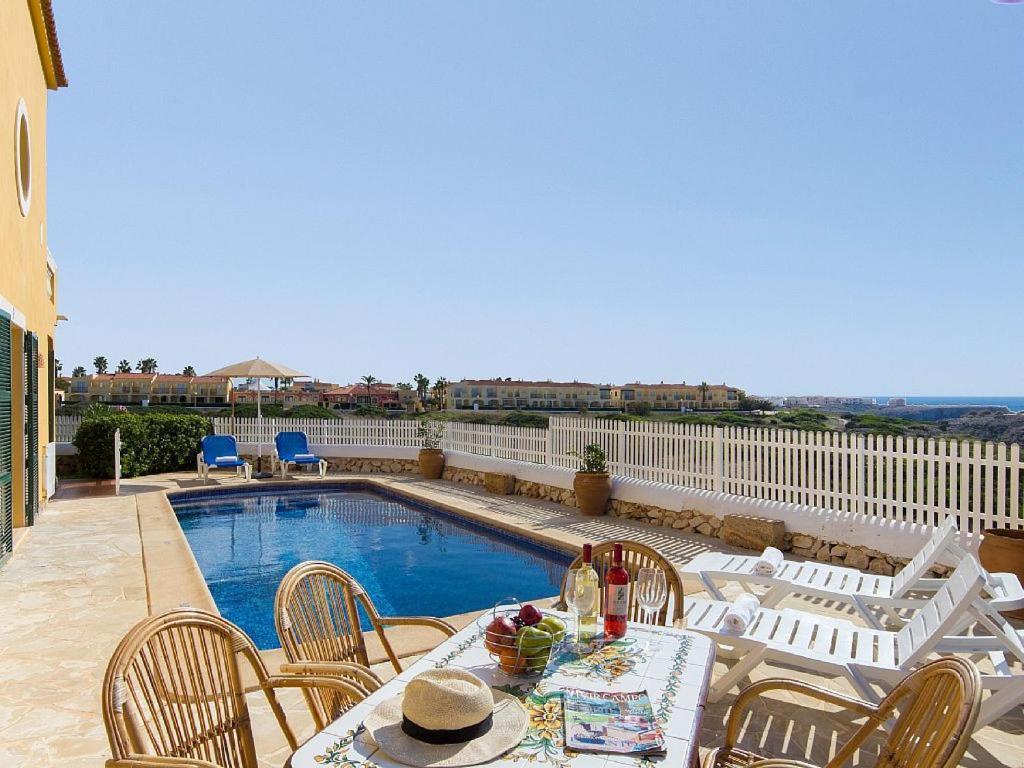 Villa Fiesta Cala'N Blanes  Екстериор снимка